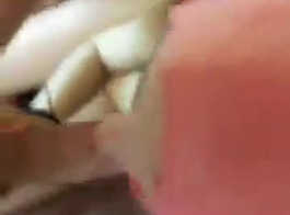 بريتني سبيرز تمتص الديك قبل اختراق اللعنة الفم المنفردة.